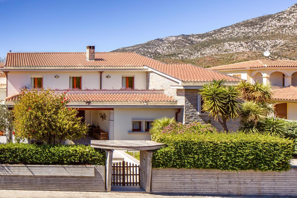 Orosei Home Holidays - Rimediu Екстериор снимка